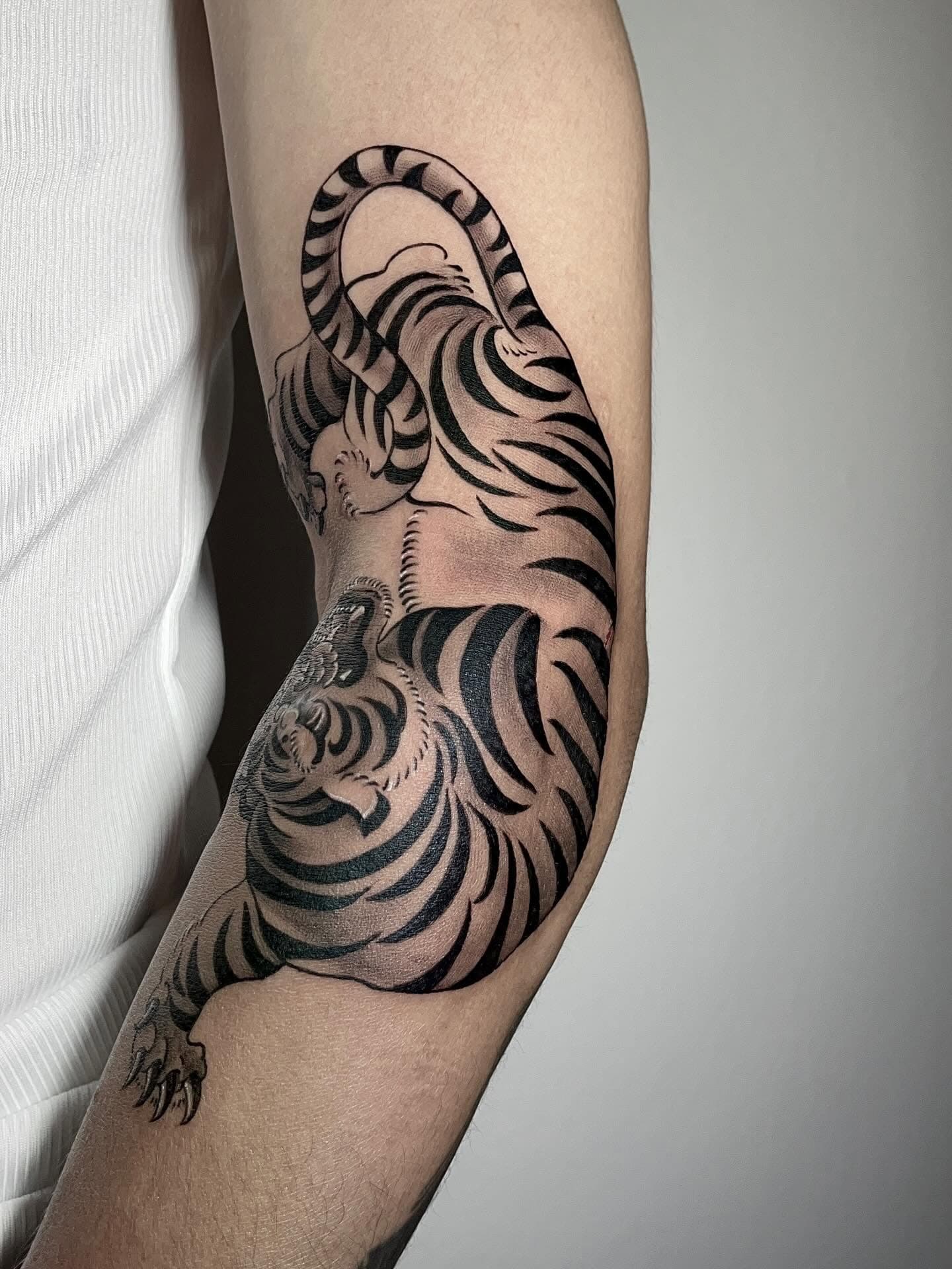Hổ, Trọn Tay